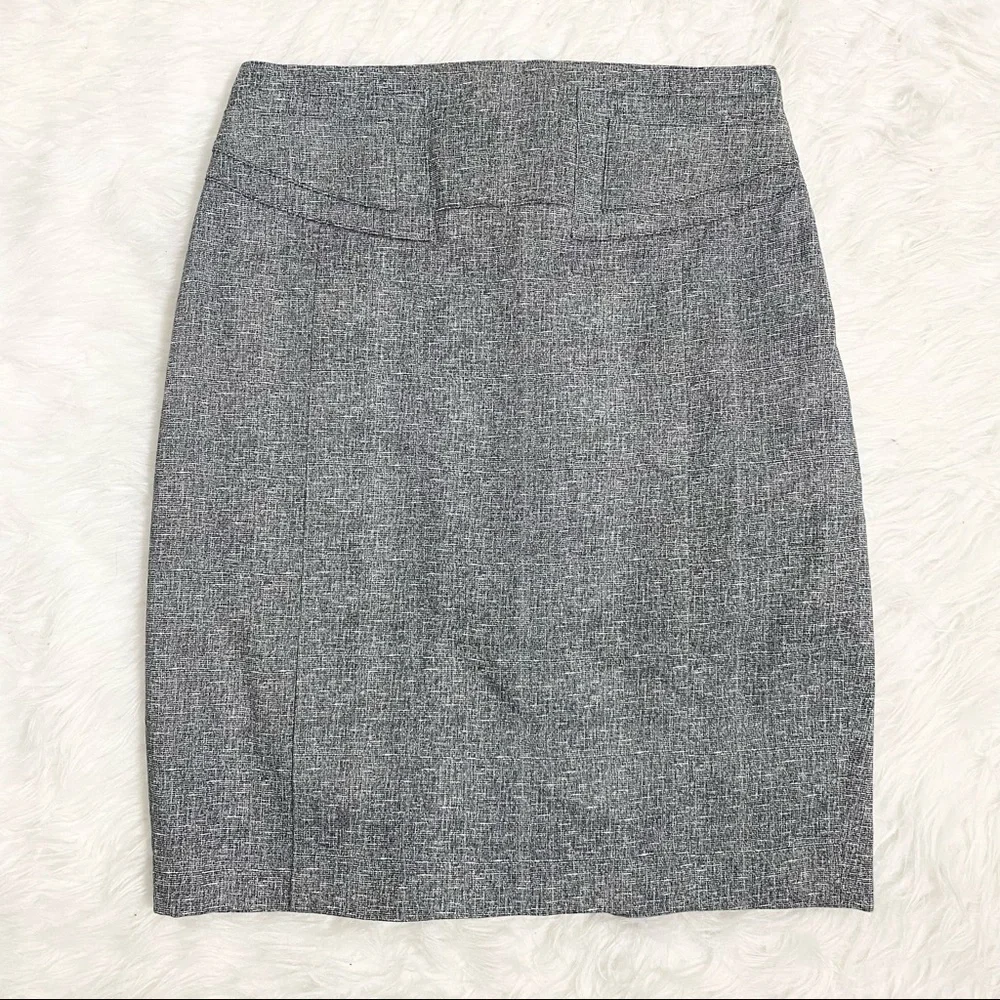 EXPRESS Gray Pencil Skirt